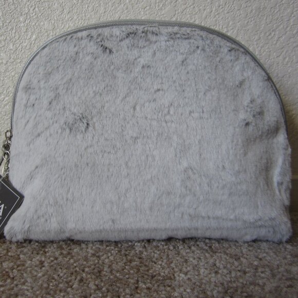 Ulta Beauty light gray fuzzy makeup cosmetic bag with snowflake zipper - Picture 1 of 3